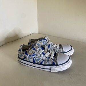 Converse kids size 9 blue shark print shoes no tie low top sneakers sharks ocean